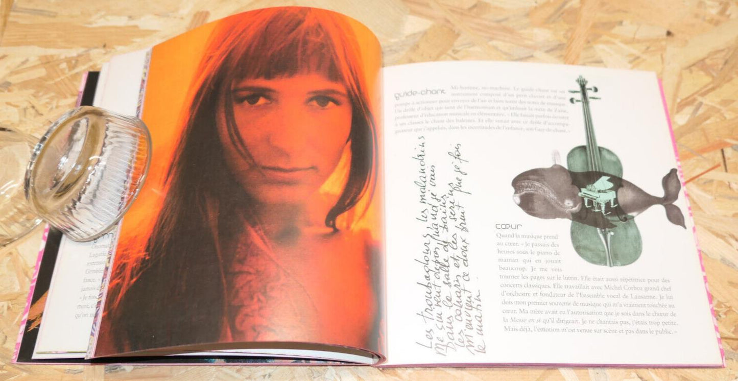 ZAZIE SAUVAGE COMME UNE IMAGE / PORTRAIT PHOTOS MANUSCRITS DOCUMENTS / 2005
