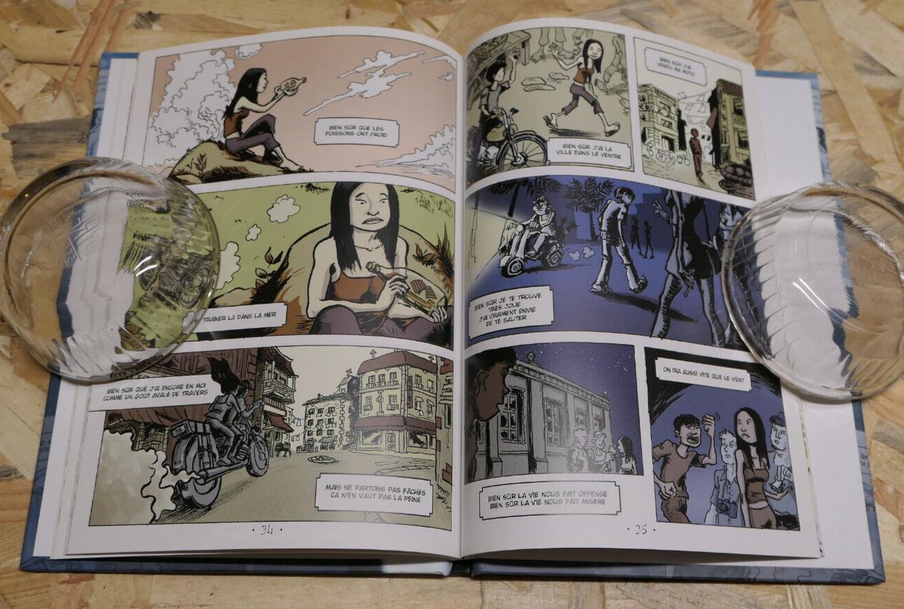LES CHANSONS DE RAPHAEL EN BD / MUSIQUE CHANSON FRANCAISE TEXTES / 2006