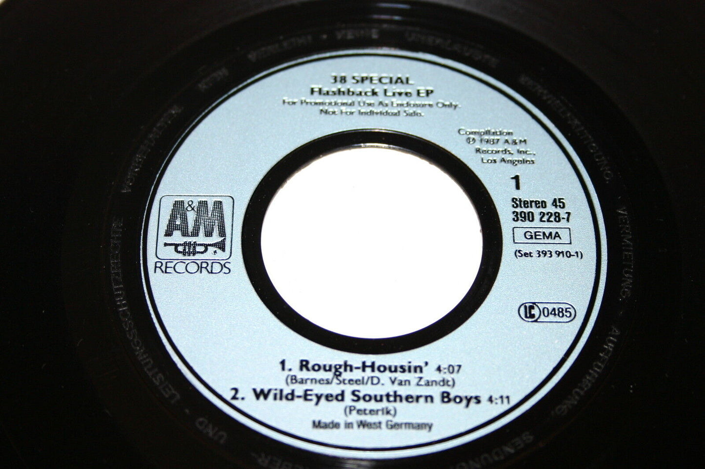 38 SPECIAL FLASHBACK LIVE EP 45T 7" ROUGH-HOUSIN' PROMO
