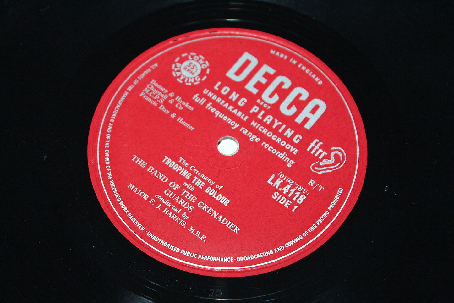 TROOPING THE COLOUR BAND OF THE GRENADIER GUARDS LP 33T UK DECCA LK 4118