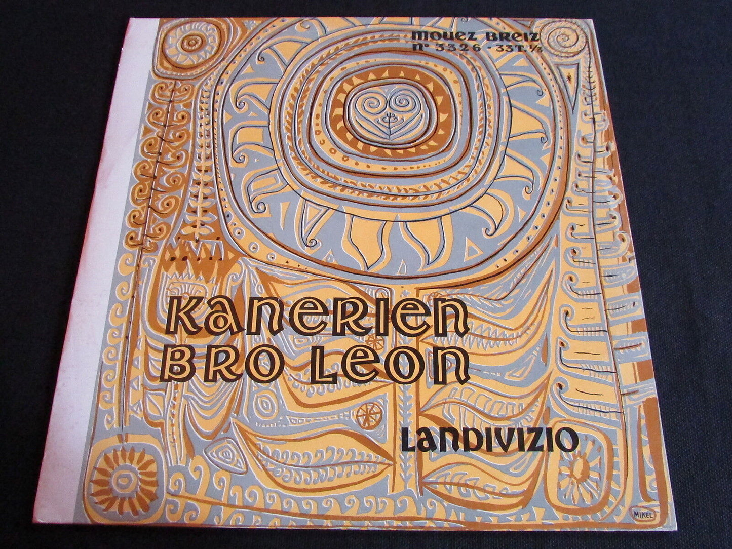 KANERIEN BRO LEON LANDIVIZIO MOUEZ BREIZ 3326 LP 33T 10"