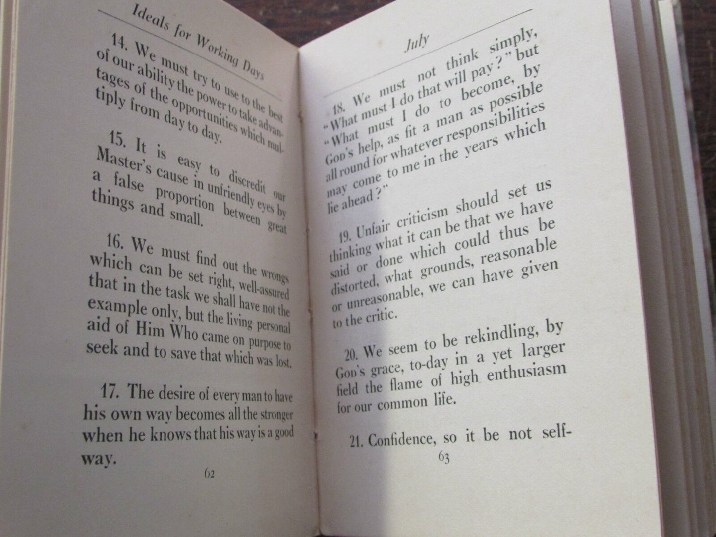 IDEALS FOR WORKING-DAYS THE ARCHBISHOP OF CANTERBURY MINIATURE ED. 1914
