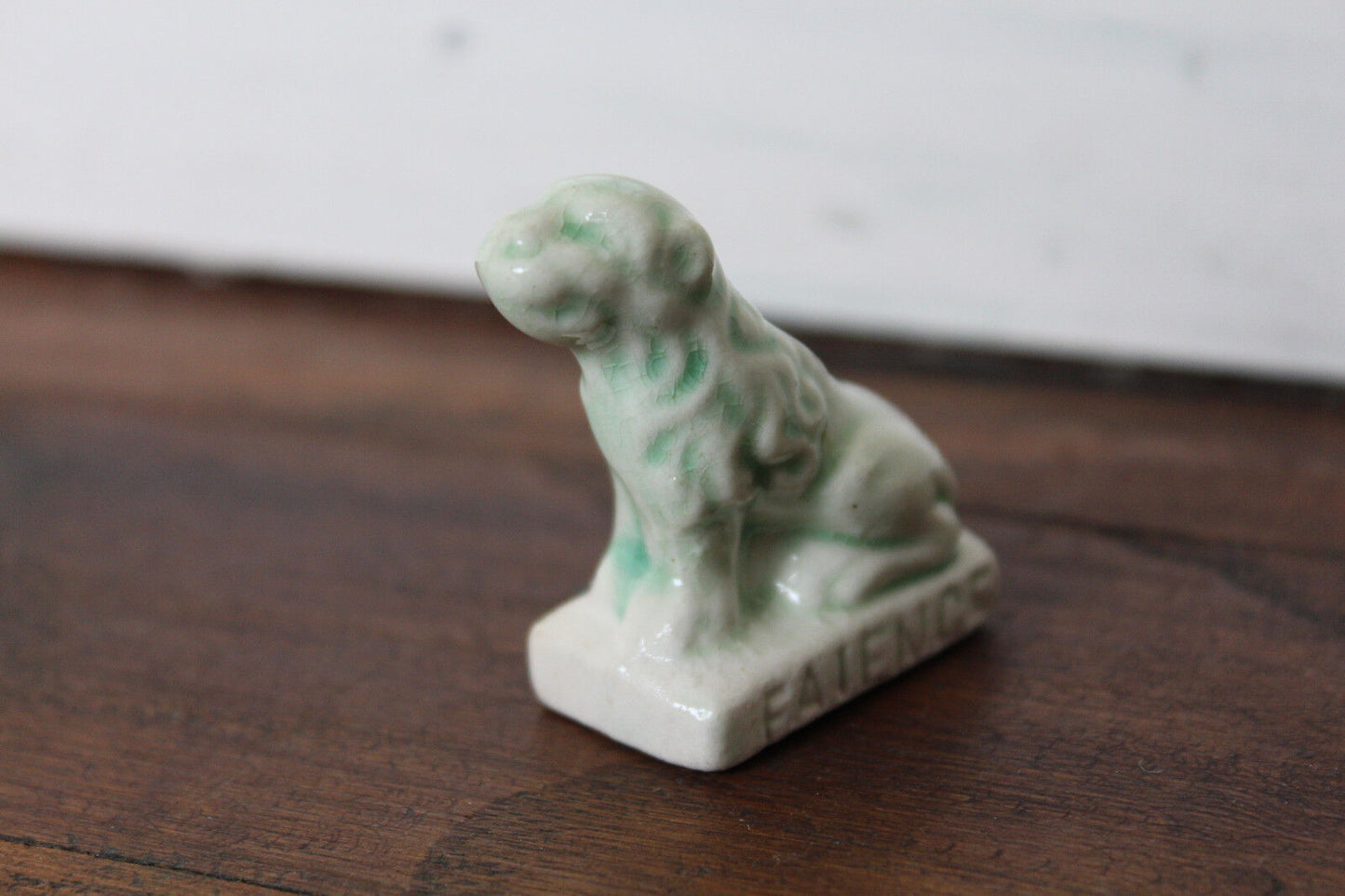 Petit sujet animalier PUBLICITAIRE lion AUX LIONS DE FAÏENCE Rue de Rivoli PARIS