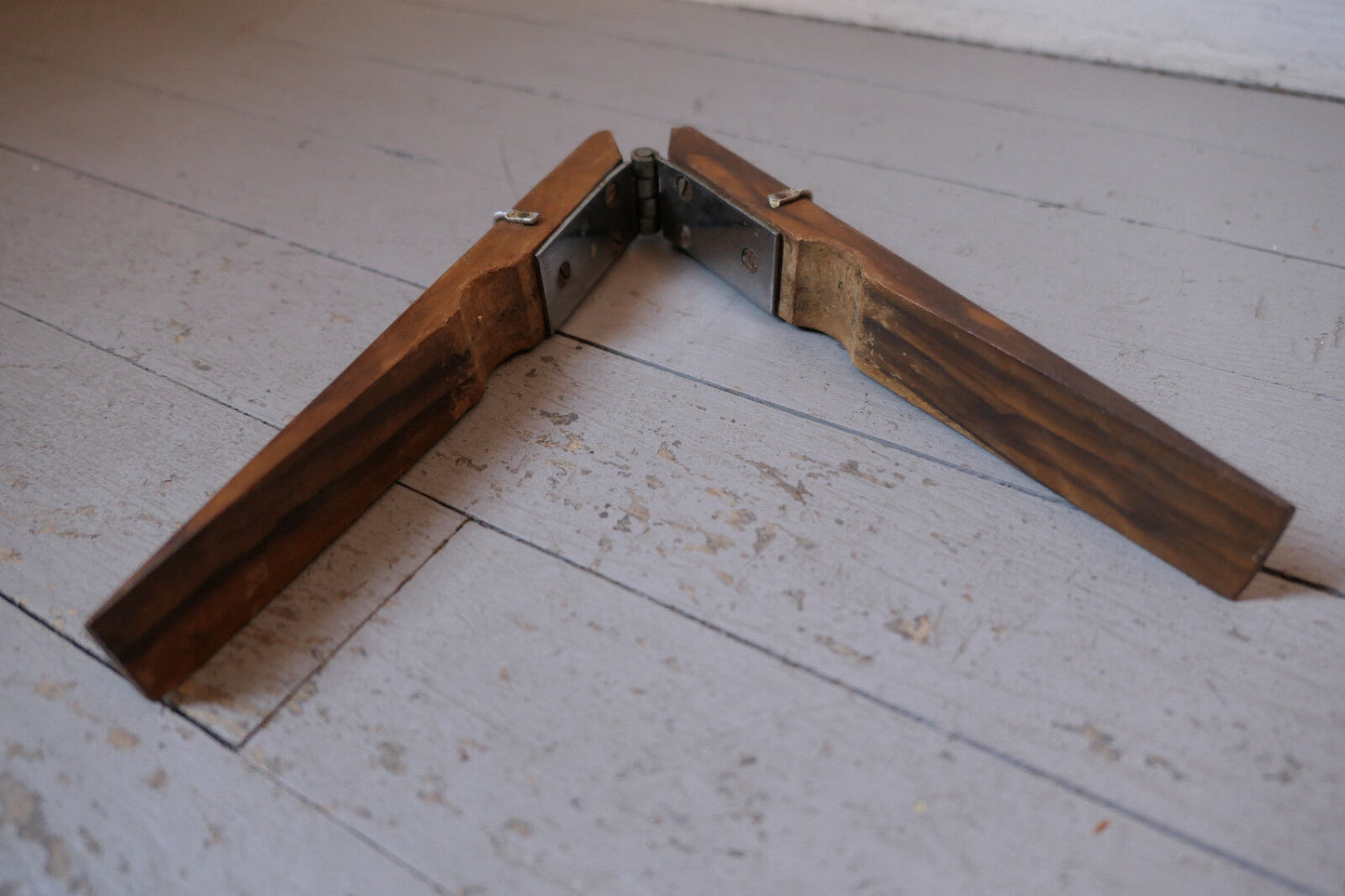 ANCIEN CASSE NOIX BOIS DECOR PINCE A LINGE NUTCRACKER ART POPULAIRE