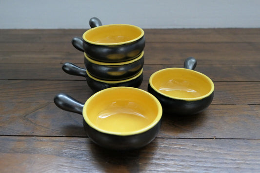 LOT SERIE DE 5 CAQUELONS CERAMIQUE VERNISSEE NOIR JAUNE DECO VINTAGE