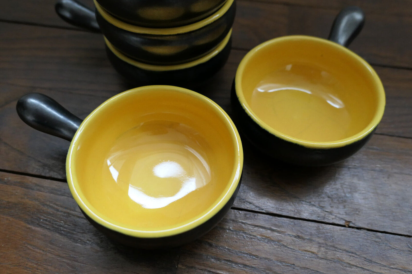 LOT SERIE DE 5 CAQUELONS CERAMIQUE VERNISSEE NOIR JAUNE DECO VINTAGE
