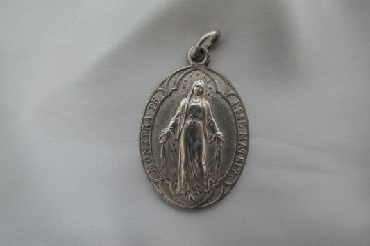 ANCIENNE MEDAILLE RELIGIEUSE METAL MONSTRA TE ESSE MATREM