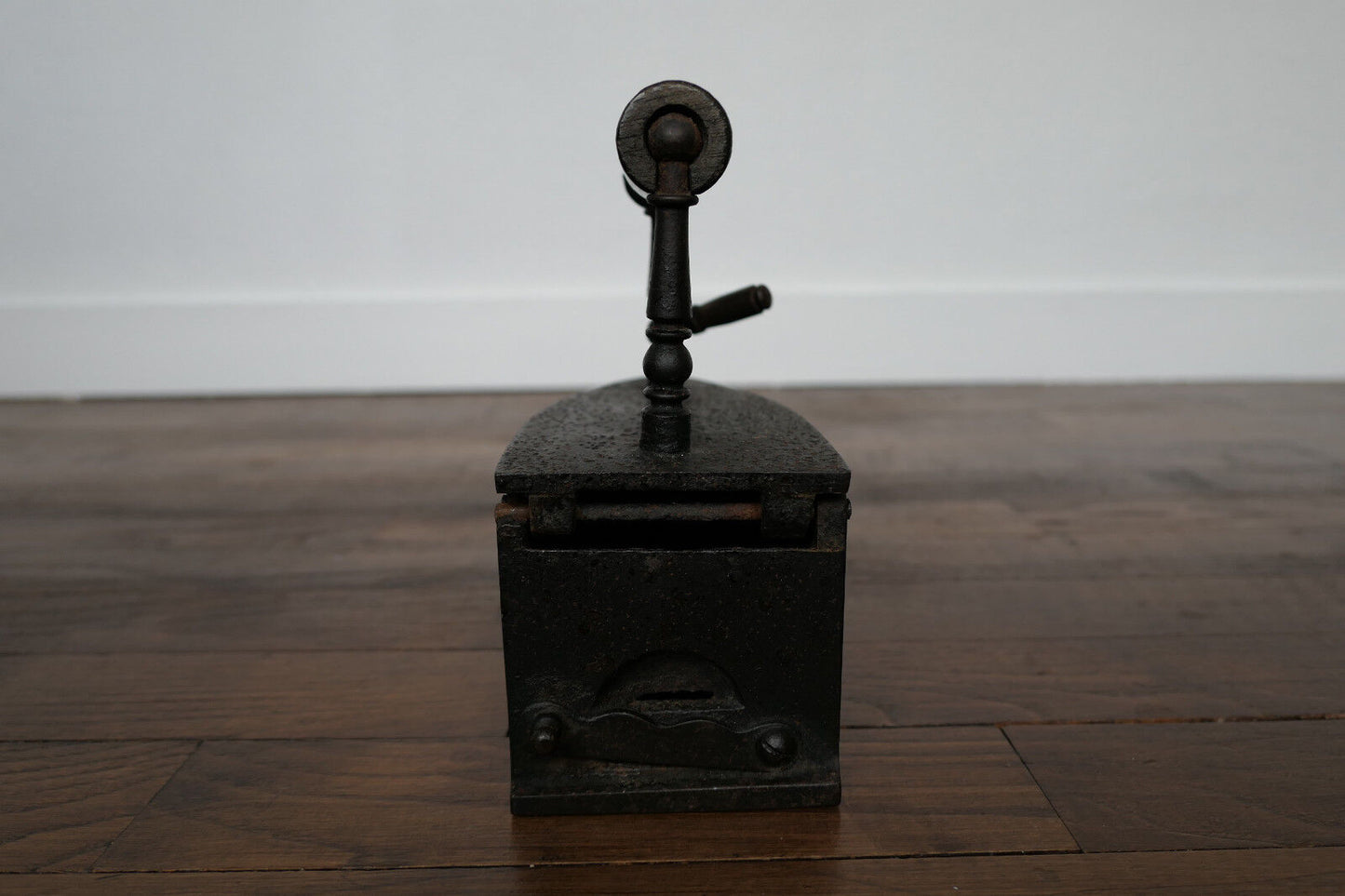 ANCIEN FER A REPASSER FONTE ET BOIS XIXe ANTIQUE