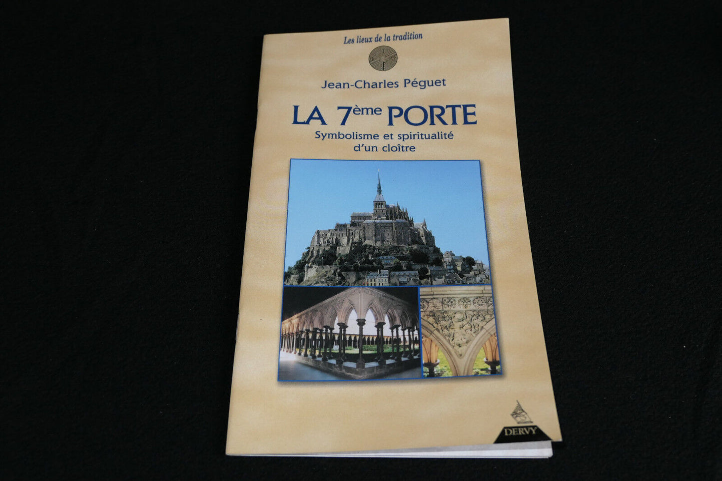 LA 7EME PORTE / JEAN-CHARLES PEGUET / CLOITRE ABBAYE MONT SAINT MICHEL / 2002