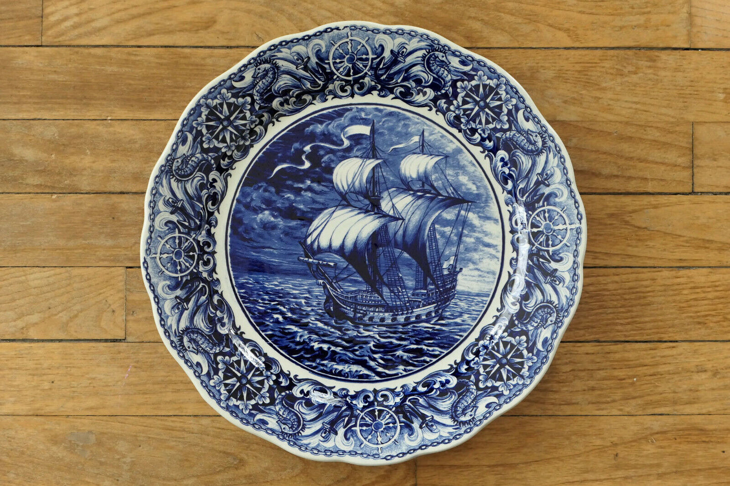 LOT DE 3 GRANDES ANCIENNES ASSIETTES DECORATIVES FAIENCE DELFT