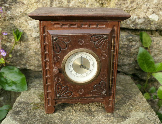 ANCIEN MOBILIER BRETON MEUBLE BOIS MINIATURE ARMOIRE HORLOGE BRETAGNE CIRCA 1950