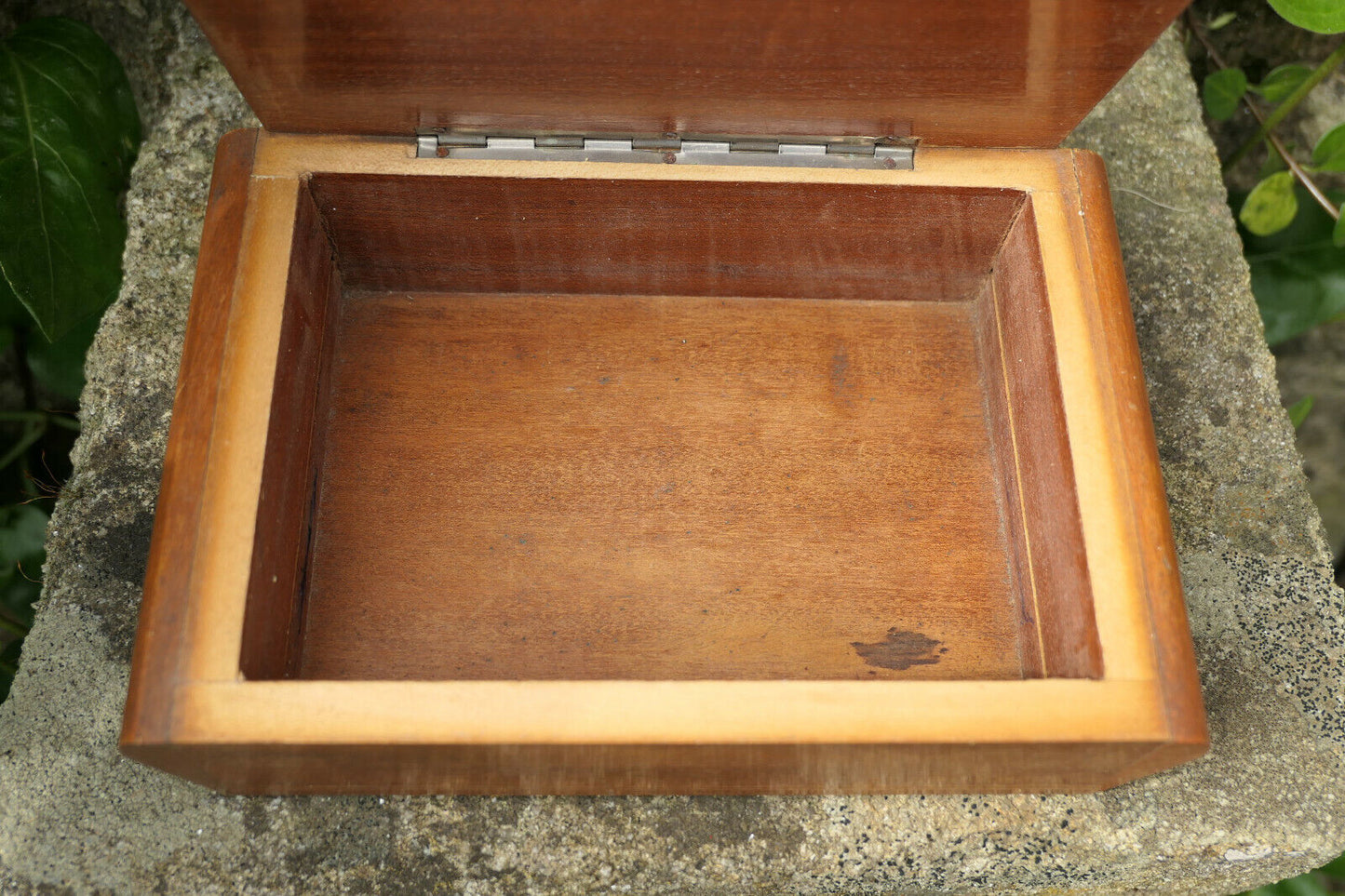 ANCIENNE PETITE BOITE COFFRET EN MARQUETTERIE