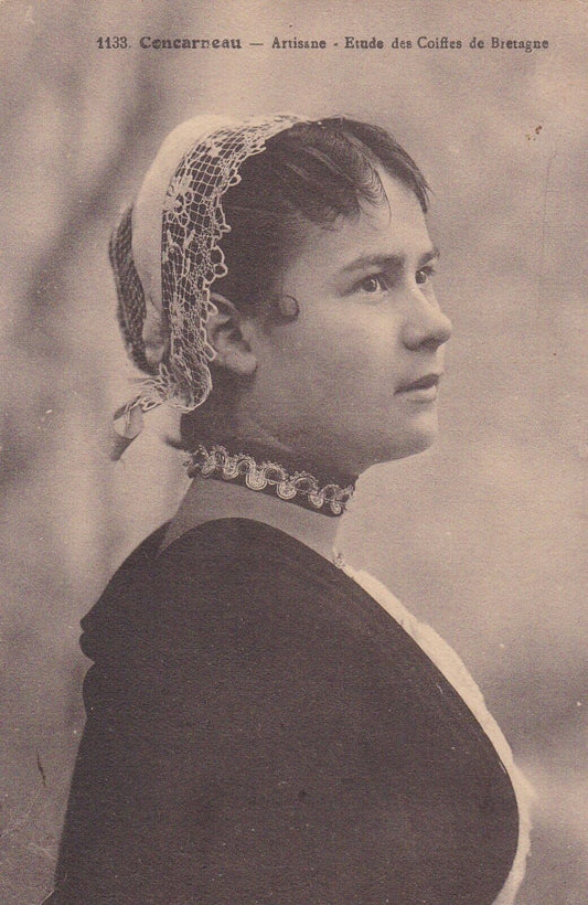 CPA BRETAGNE FINISTERE CONCARNEAU / ARTISANE / ETUDE DES COIFFES DE BRETAGNE