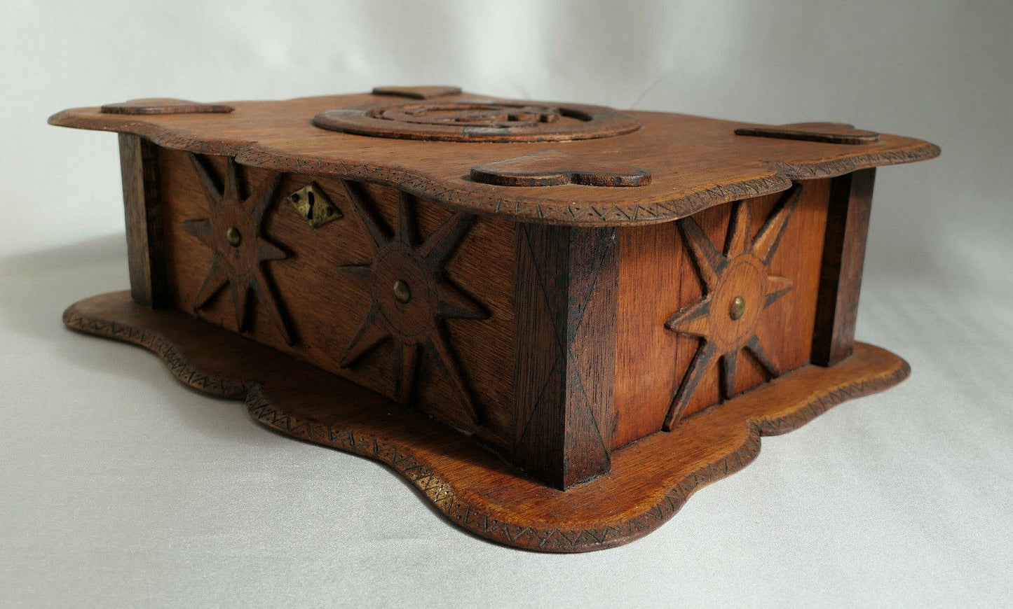 ANCIENNE BOITE COFFRET EN BOIS DECO ANCRE MARINE ART POPULAIRE