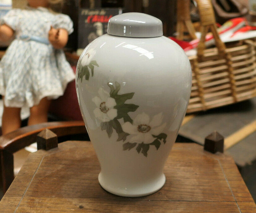 ANTIQUE ROYAL COPENHAGEN PORCELAIN URN FLOWERS 1889-1922 ART NOUVEAU