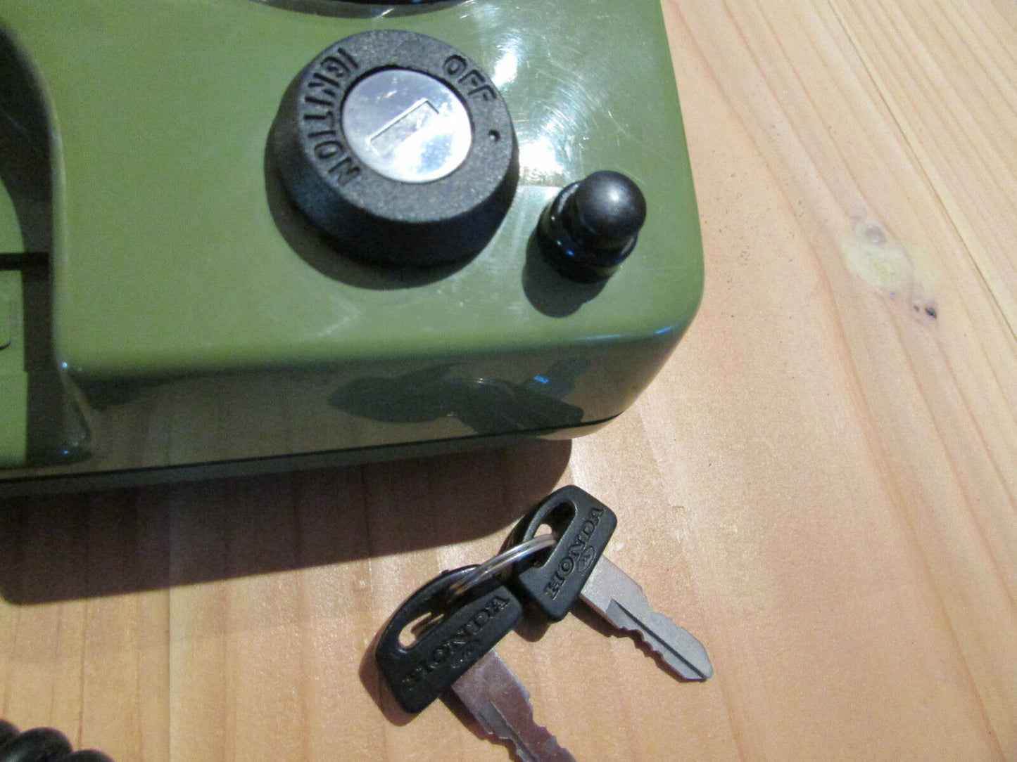 Ancien TELEPHONE A CLE vintage PHILIPS SIEMENS ANNEES 70