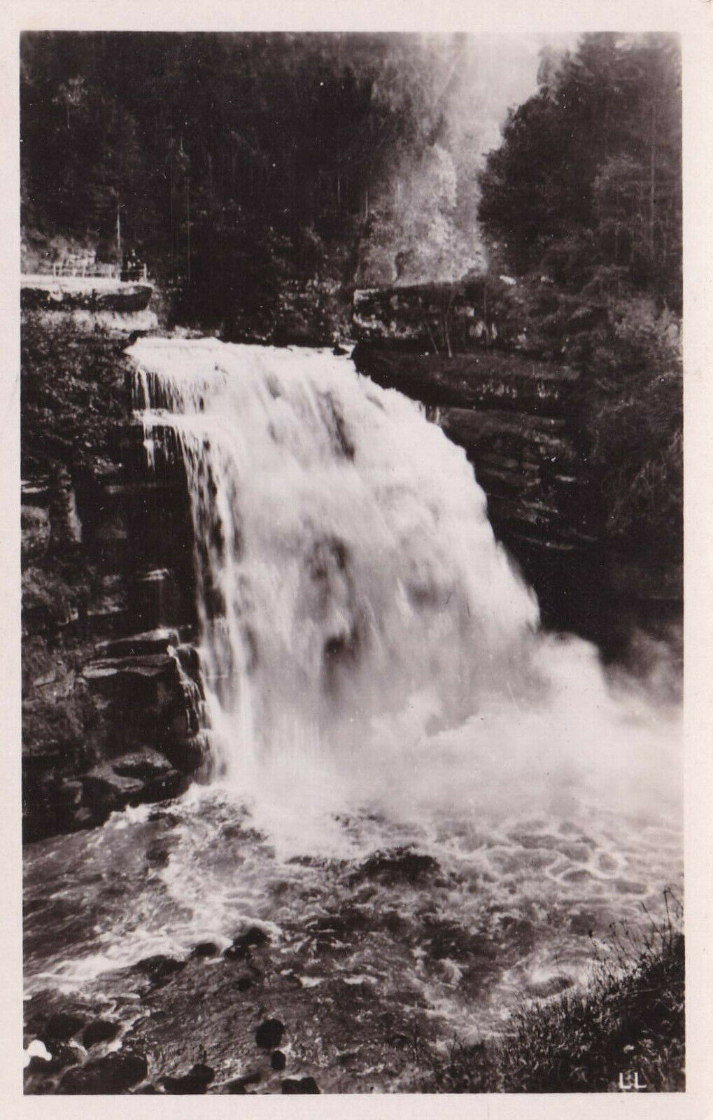 CARTE POSTALE ANCIENNE CPA NOIR ET BLANC / LE SAUT DU DOUBS VU D'EN HAUT
