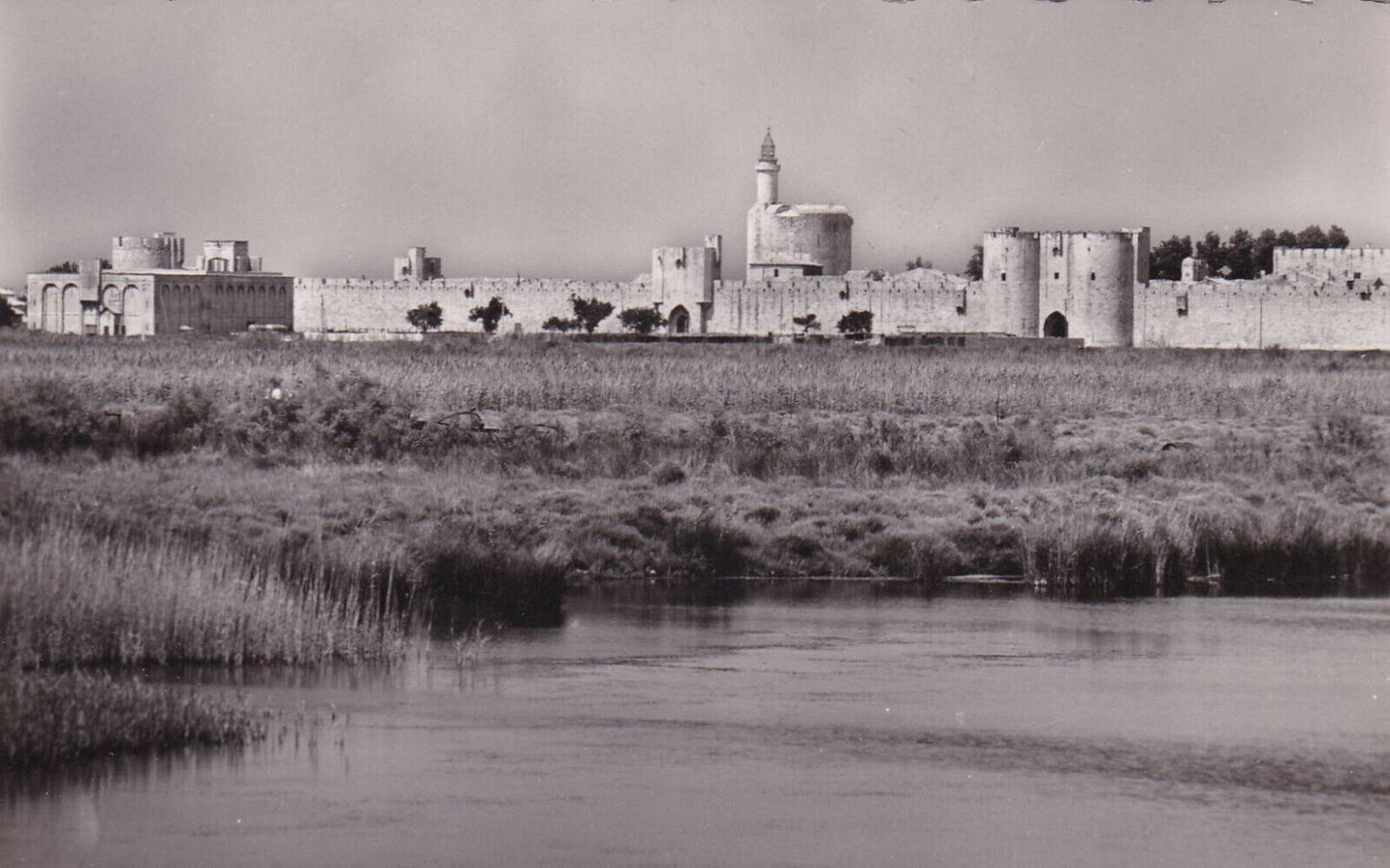 CPSM BLACK & WHITE POSTCARD / AIGUES MORTES THE LAGOON THE RAMPARTS
