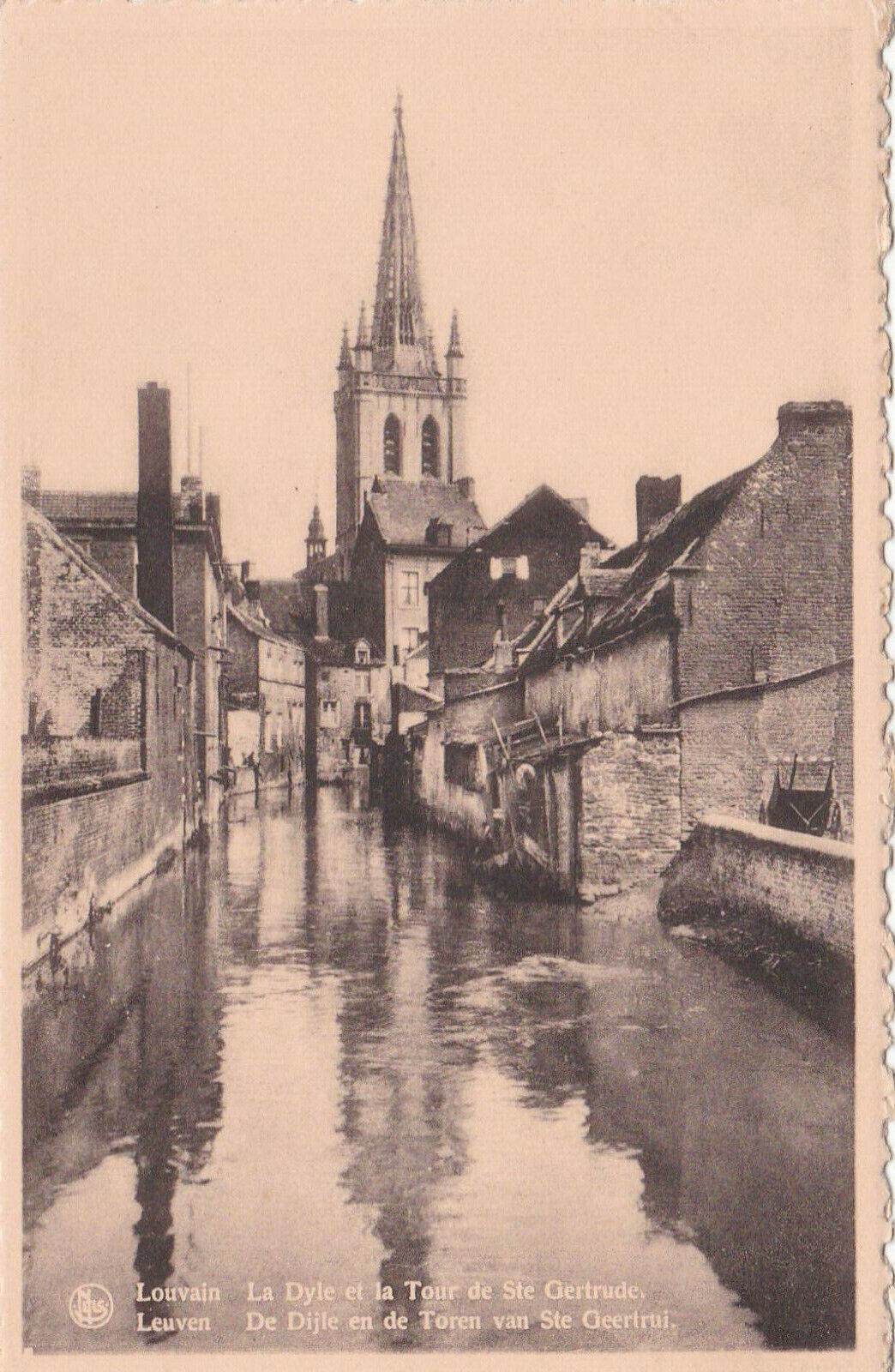 CARTE POSTALE ANCIENNE CPA / LOUVAIN LA DYLE ET LA TOUR DE STE GERTRUDE