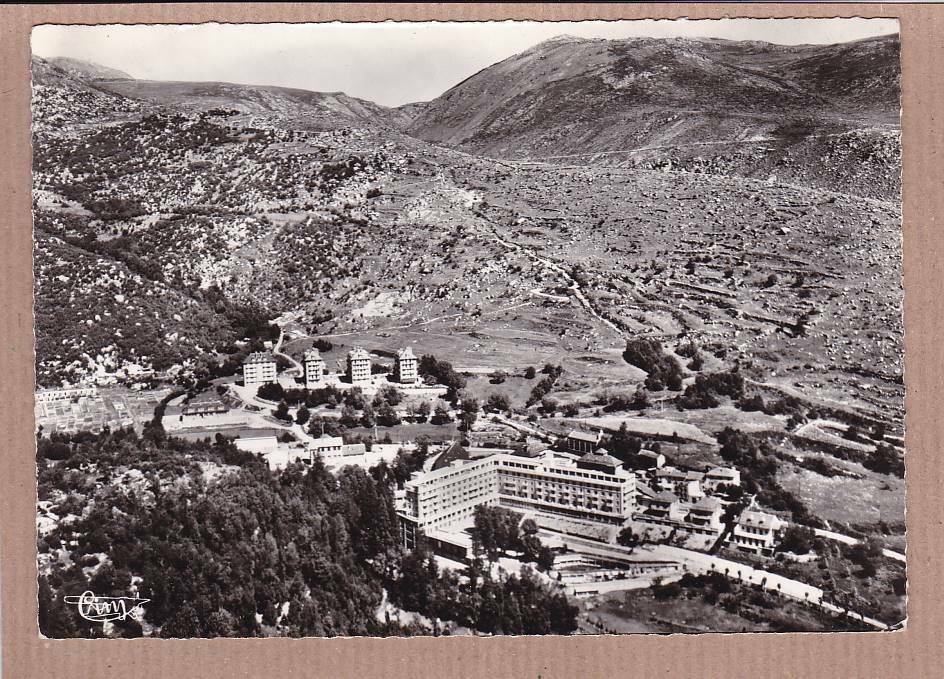 CPSM BLACK & WHITE POSTCARD / LES ESCALDES PANORAMIC VIEW OF THE RESORT