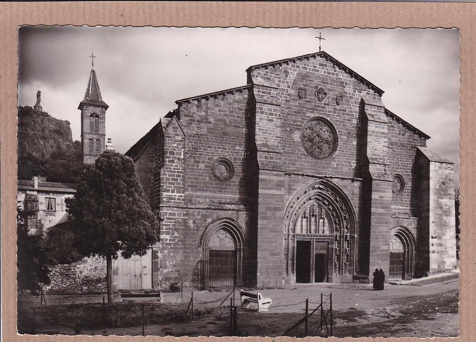 CARTE POSTALE CPSM NOIR & BLANC / LE PUY L'EGLISE SAINT-LAURENT