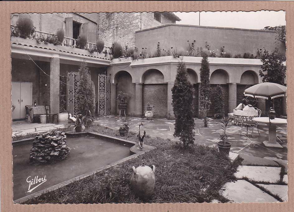 CPSM BLACK & WHITE POSTCARD / SOUR CHARENTE LA MAMOUNIA