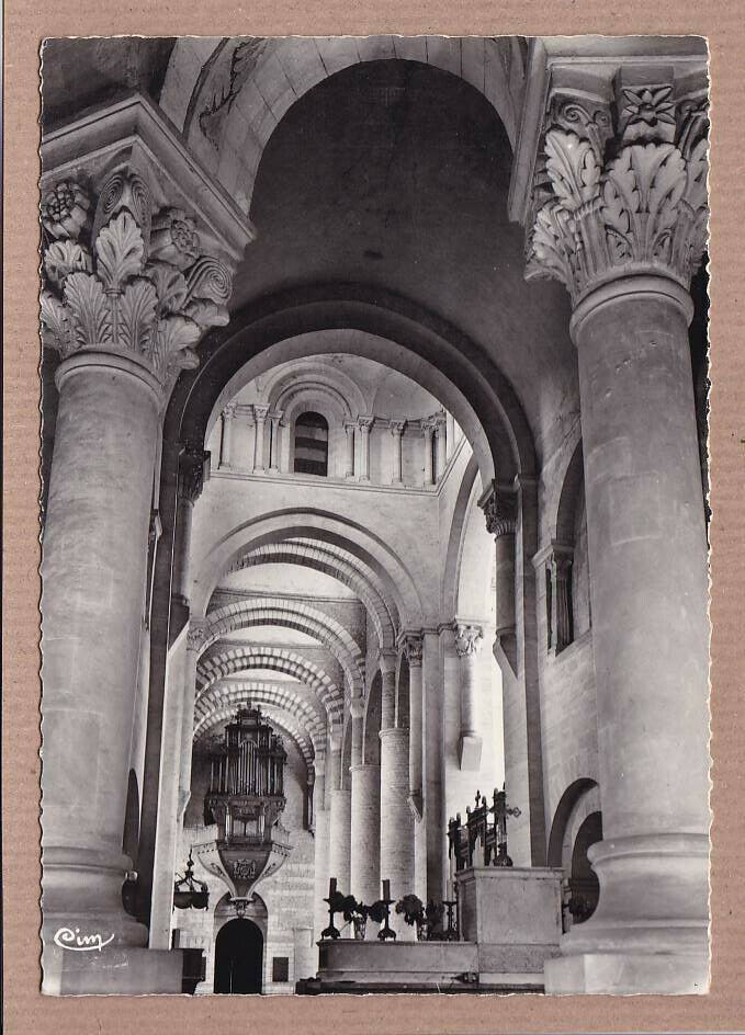 CPSM BLACK & WHITE POSTCARD / TOURNUS ABBEY OF ST-PHILIBERT LA NEF