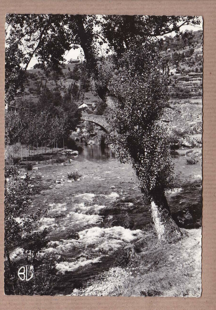 CPSM BLACK & WHITE POSTCARD / ARDECHE LAMASTRE LE DOUX A RETOURTOUR (1957)