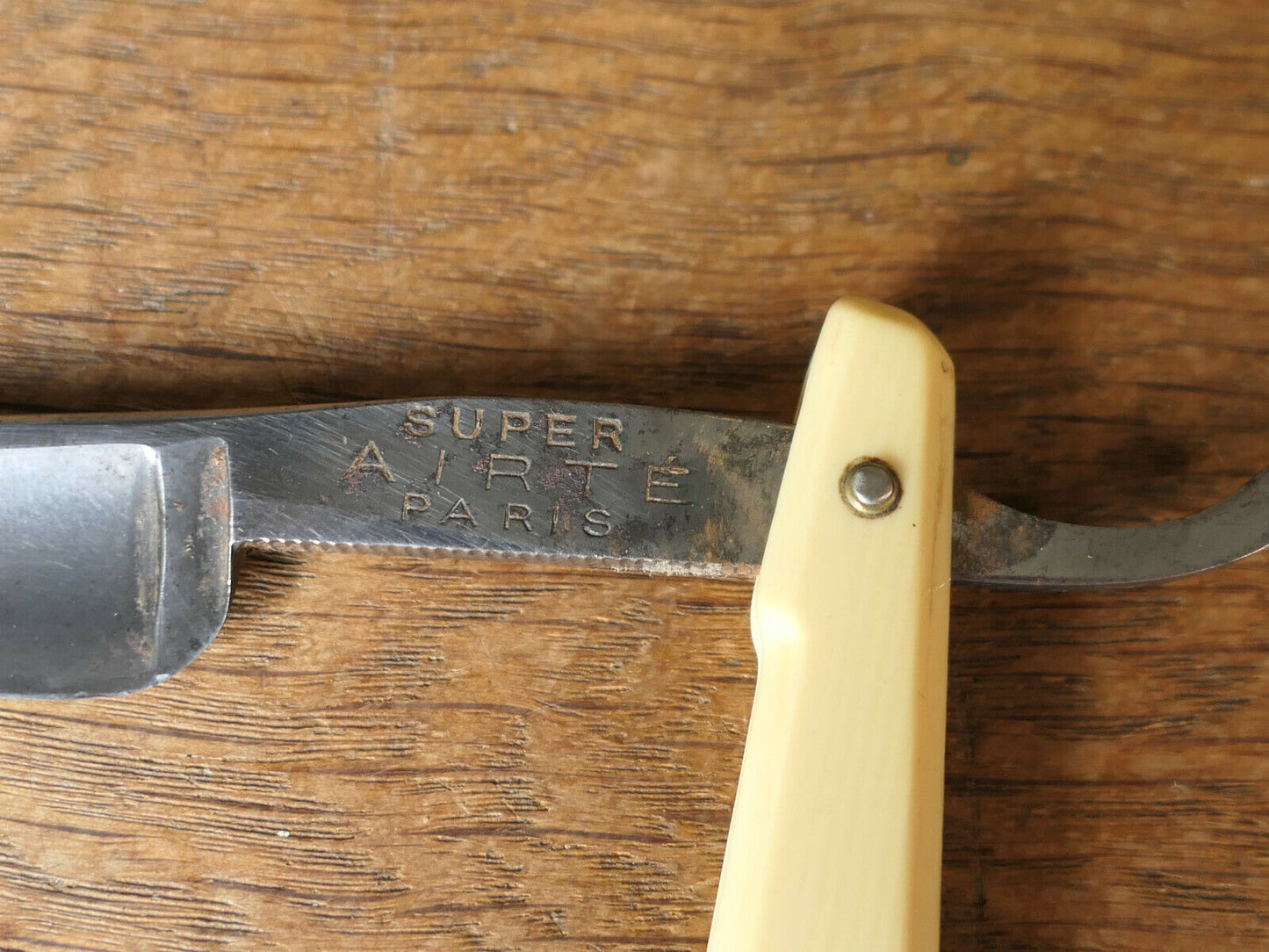 ANCIEN BOITE DE RASOIR COUPE-CHOUX THIERS-ISSARD 1196BIS LAME SUPER AIRTE
