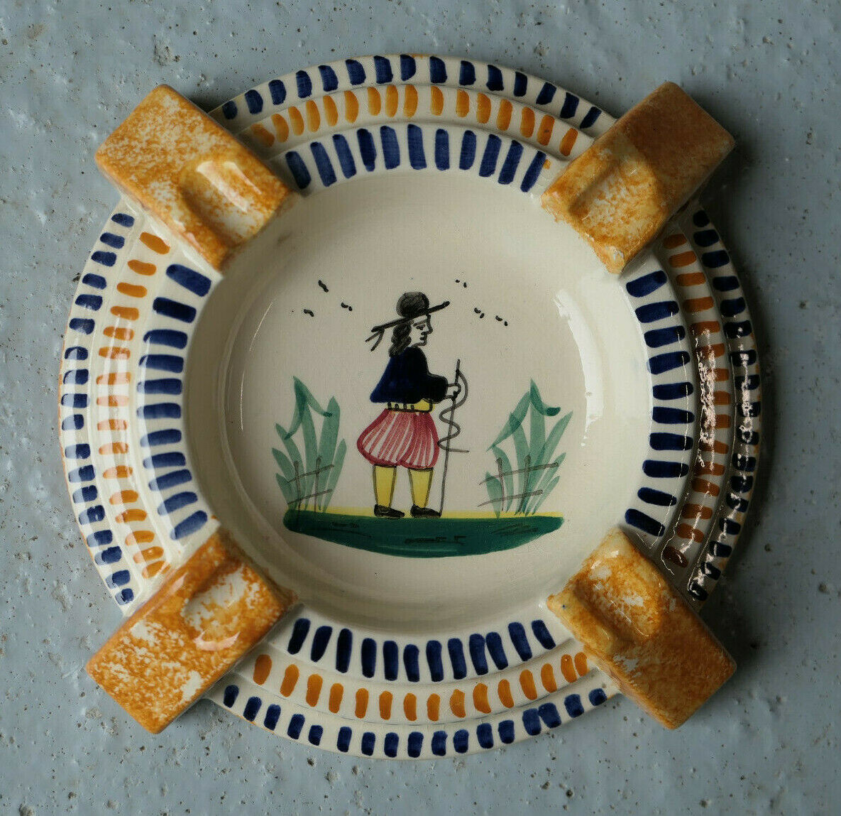 ANCIEN CENDRIER FAIENCE DE QUIMPER HB BRETAGNE DECO