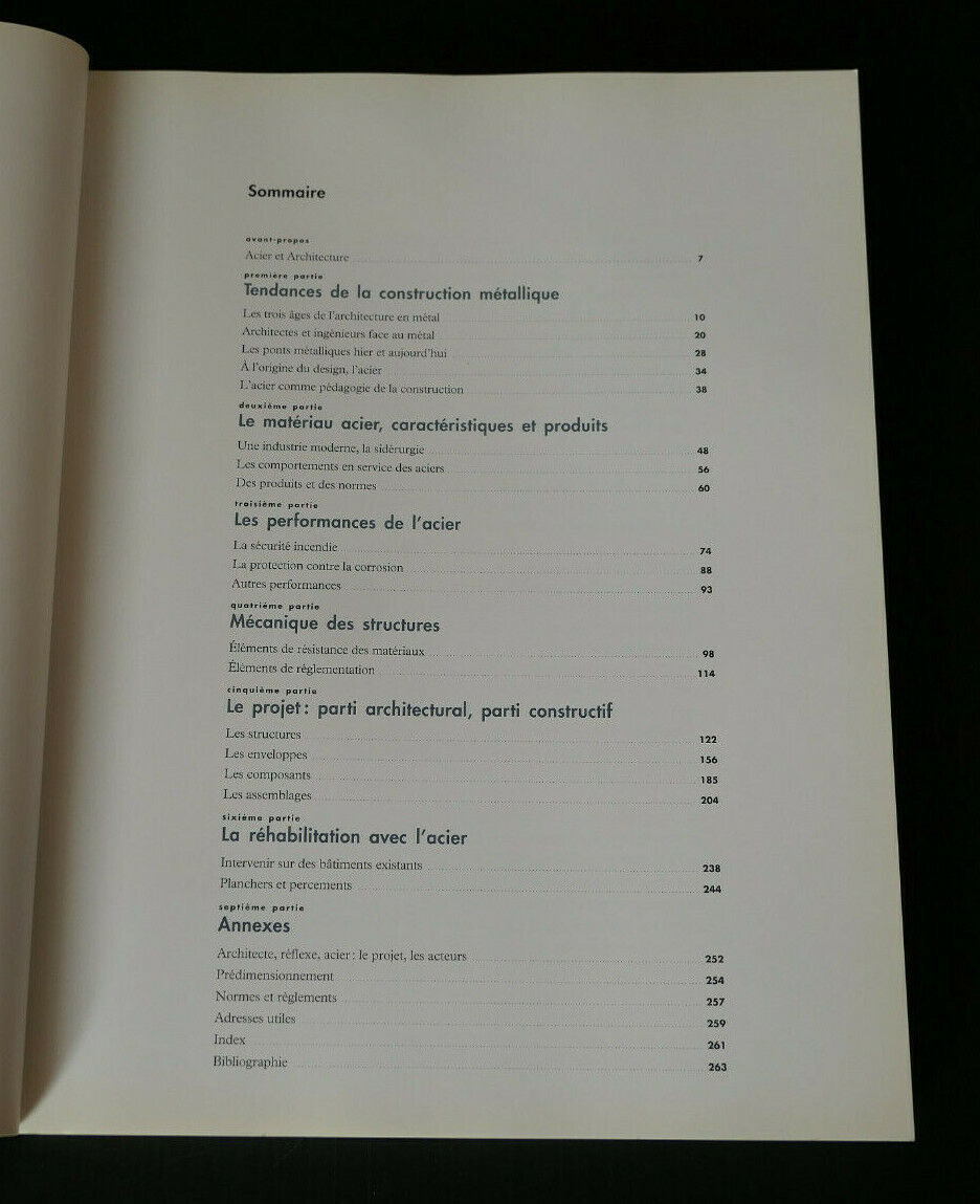 CONSTRUIRE EN ACIER / ARCHITECTURE INGENIERIE TECHNIQUE / LE MONITEUR 1993