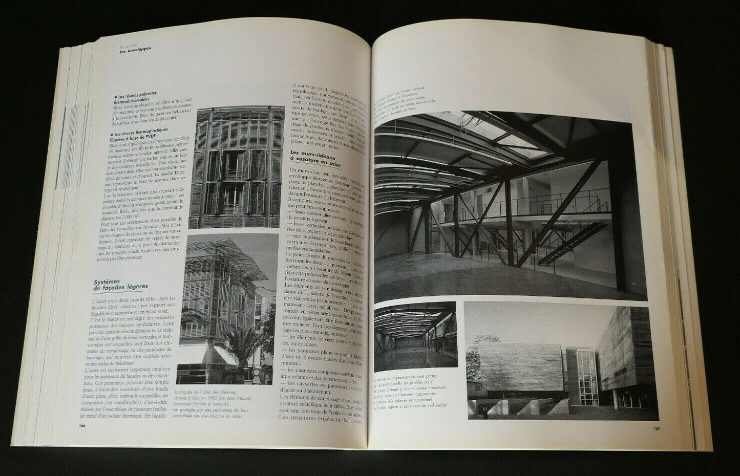 CONSTRUIRE EN ACIER / ARCHITECTURE INGENIERIE TECHNIQUE / LE MONITEUR 1993