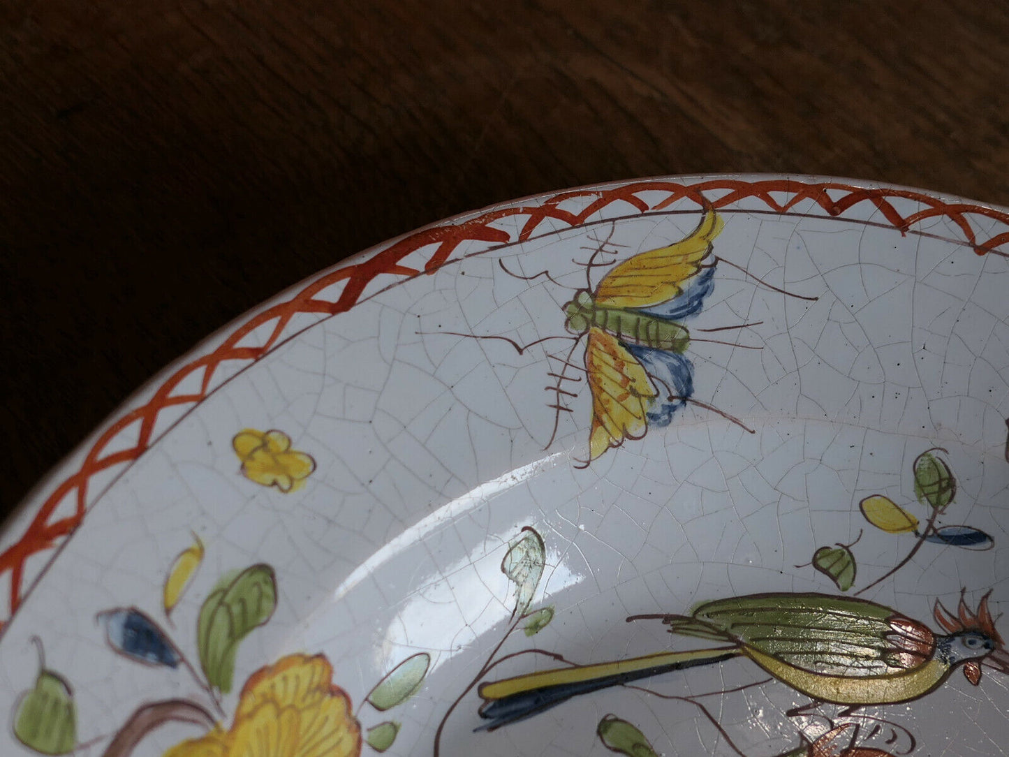 ASSIETTE CREUSE EN FAIENCE CERAMIQUE CRAQUELEE MOUSTIERS OU MARTRES TOLOSANE