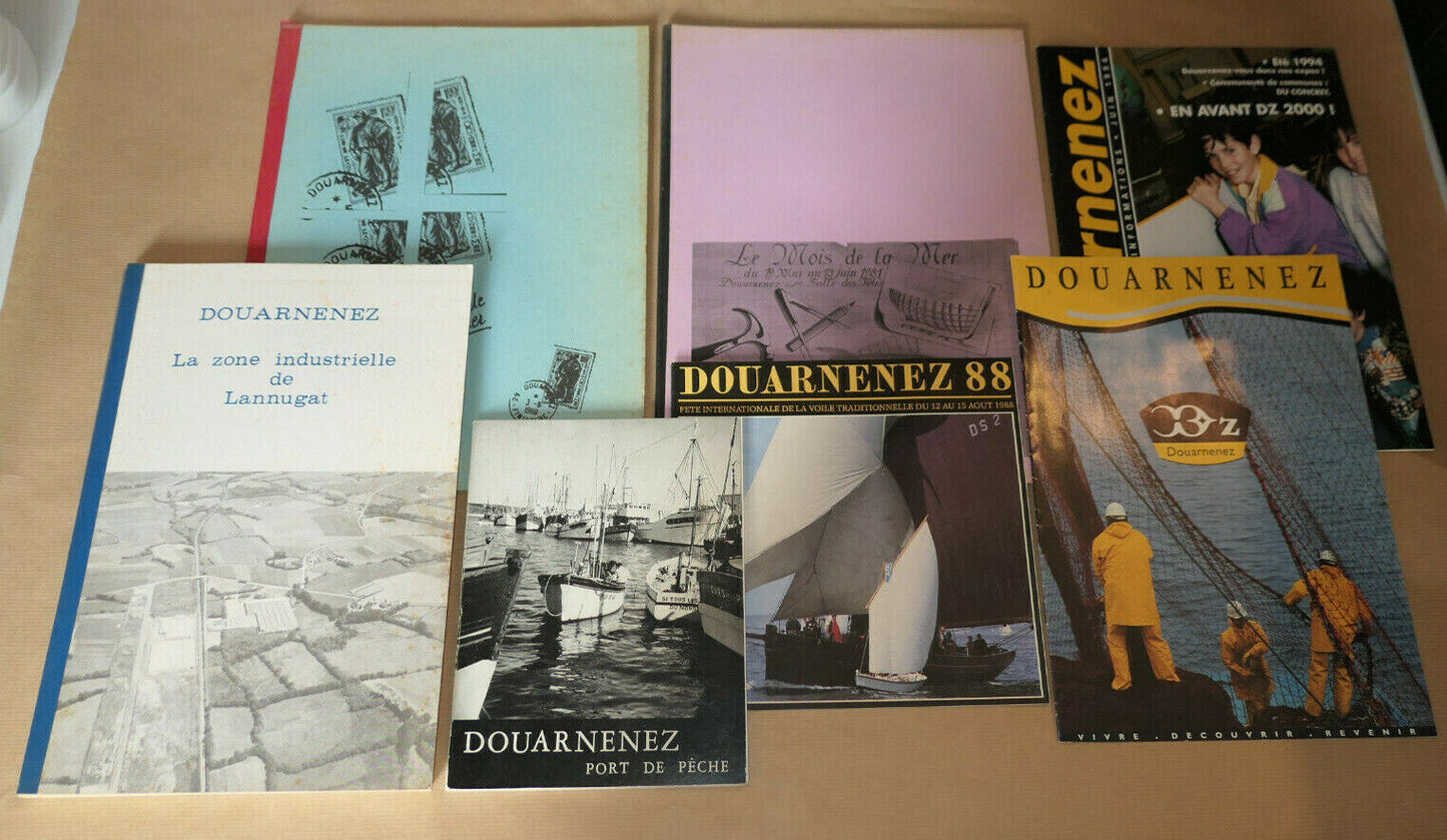 DOUARNENEZ FINISTERE BRETAGNE HISTOIRE FETES LOT DE LIVRES ET DOCUMENTS