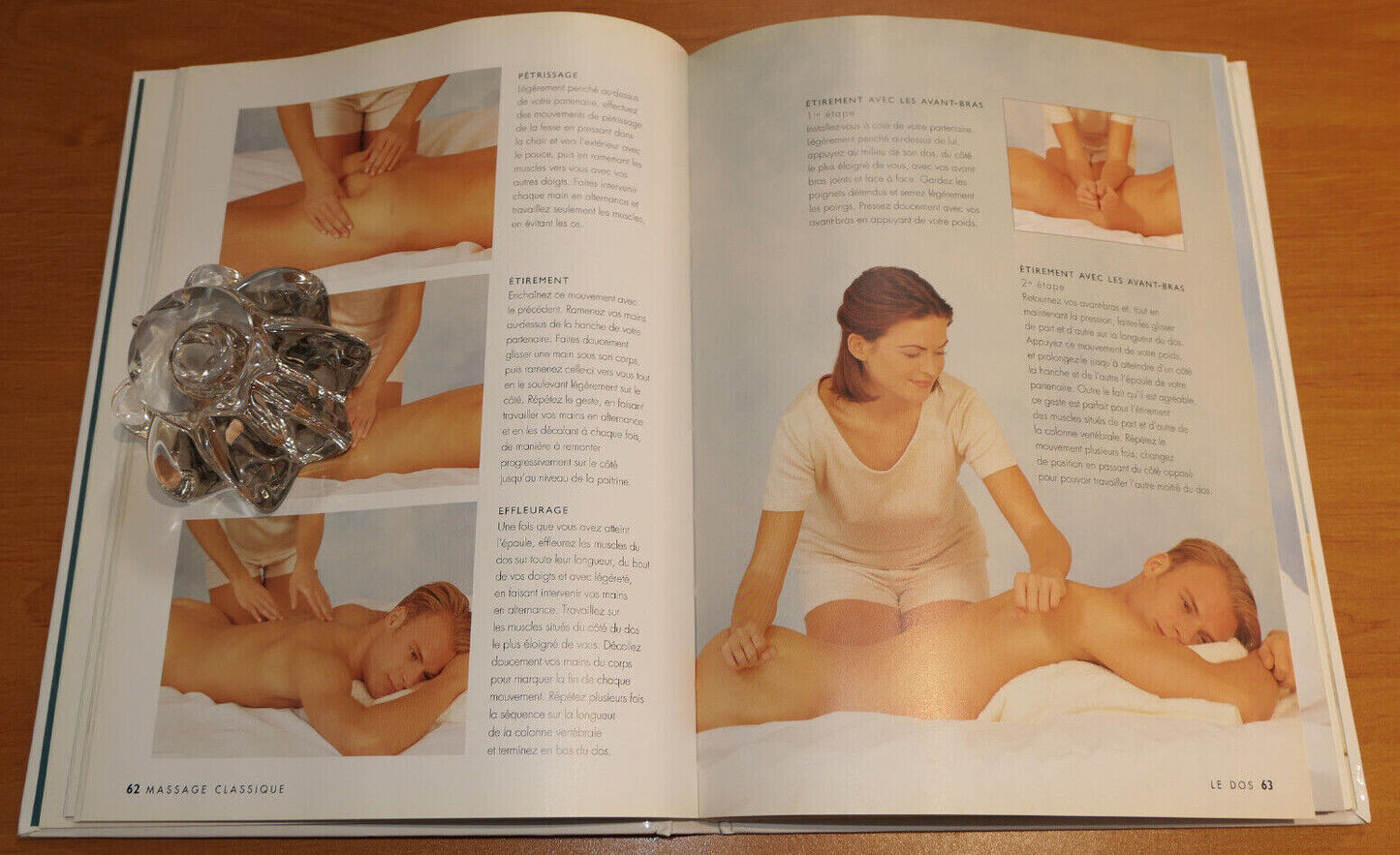 LE LIVRE DU MASSAGE / SUSAN MUMFORD / TECHNIQUES CORPS HUILES PHOTOS / 2002