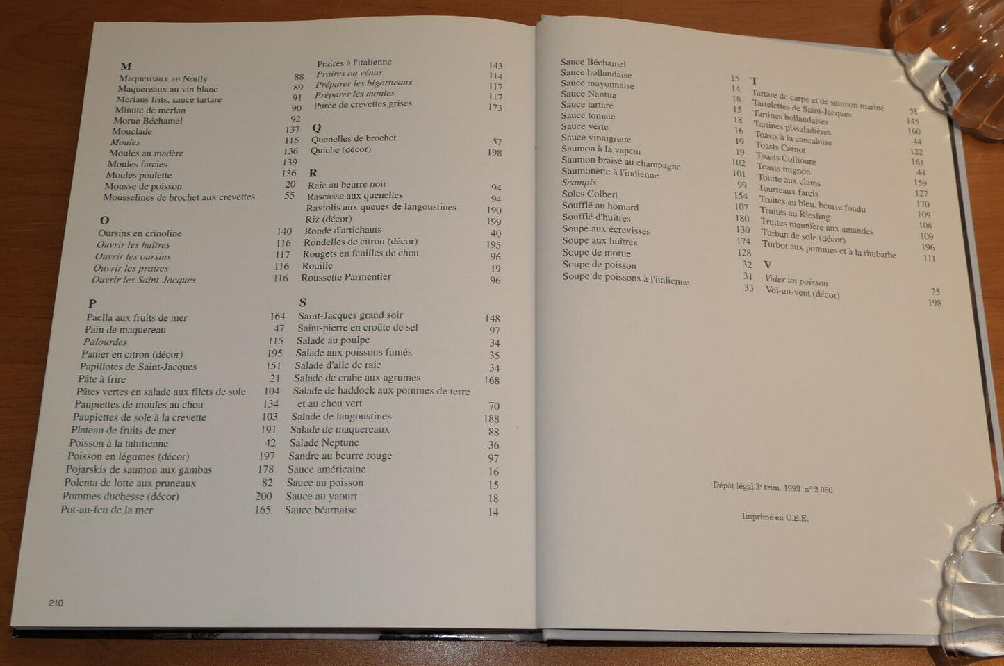 POISSONS COQUILLAGES ET CRUSTACES / OPEASI 1993 / RECETTES CUISINE PHOTOS