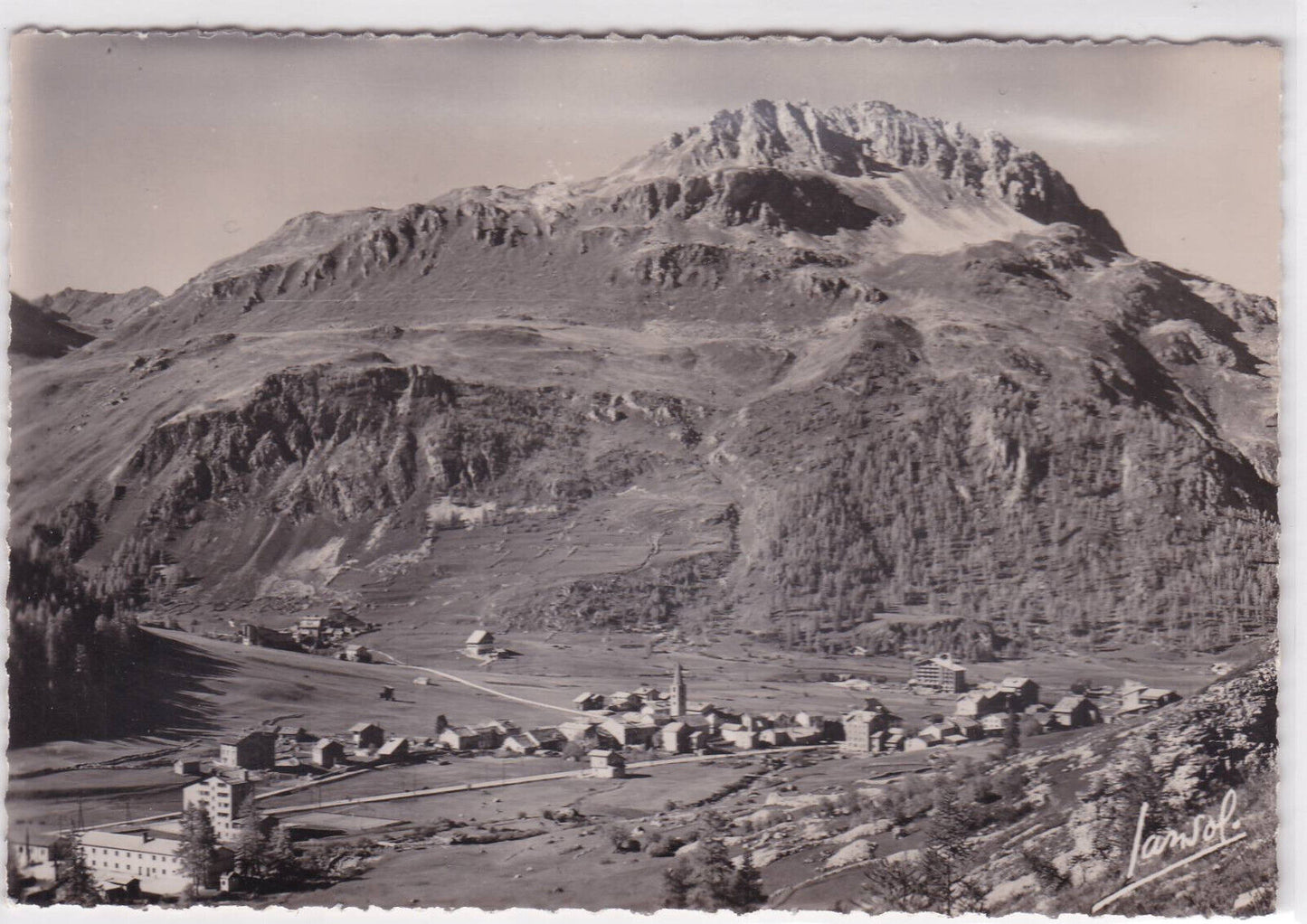POSTCARD CPSM VAL D'ISERE GENERAL VIEW AND THE ROCK OF BELLEVARDE SAVOIE
