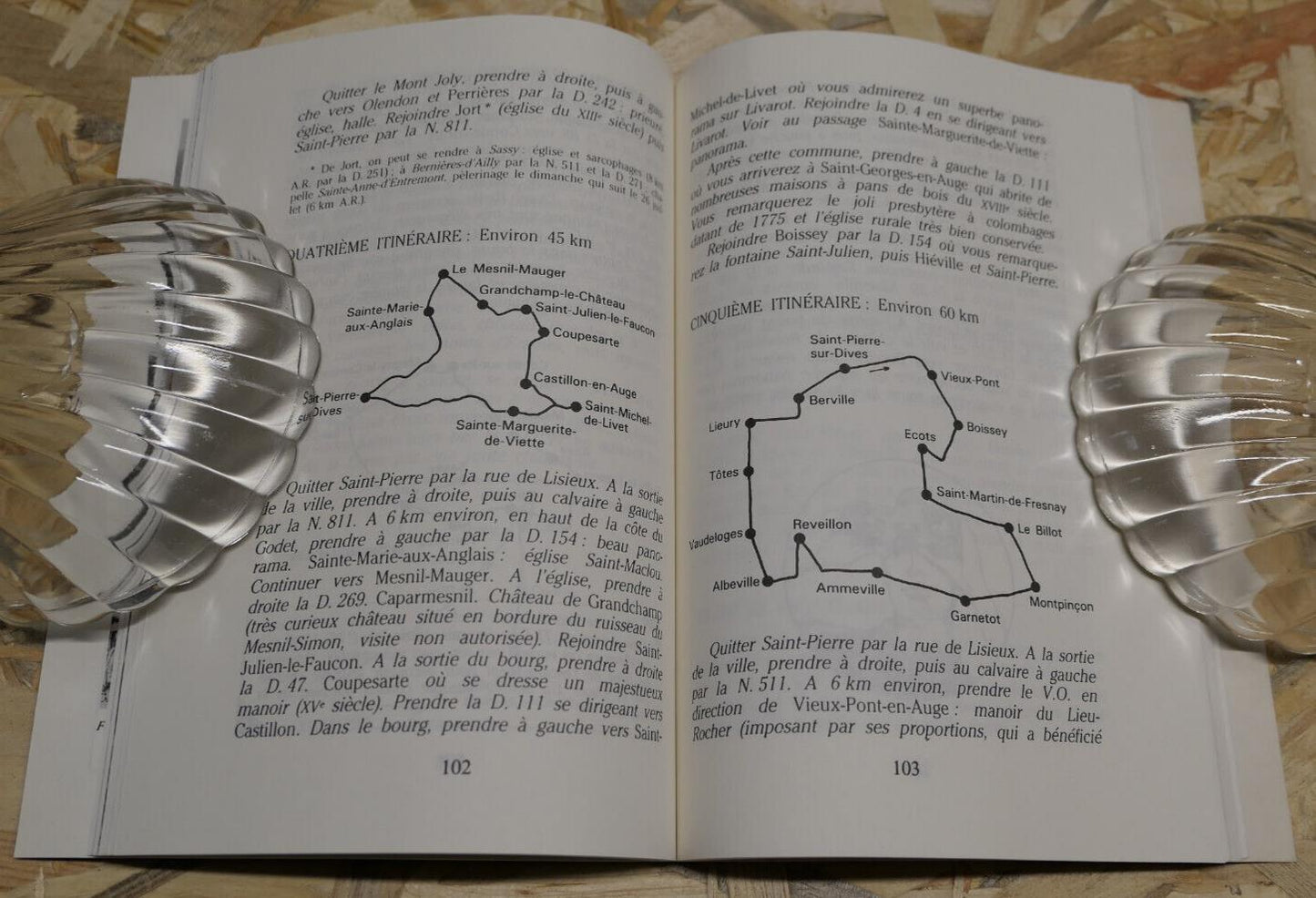 GUIDE DE LA COTE FLEURIE ET DU PAYS D'AUGE SENTIERS PARCOURS PEDESTRES CIRCUITS