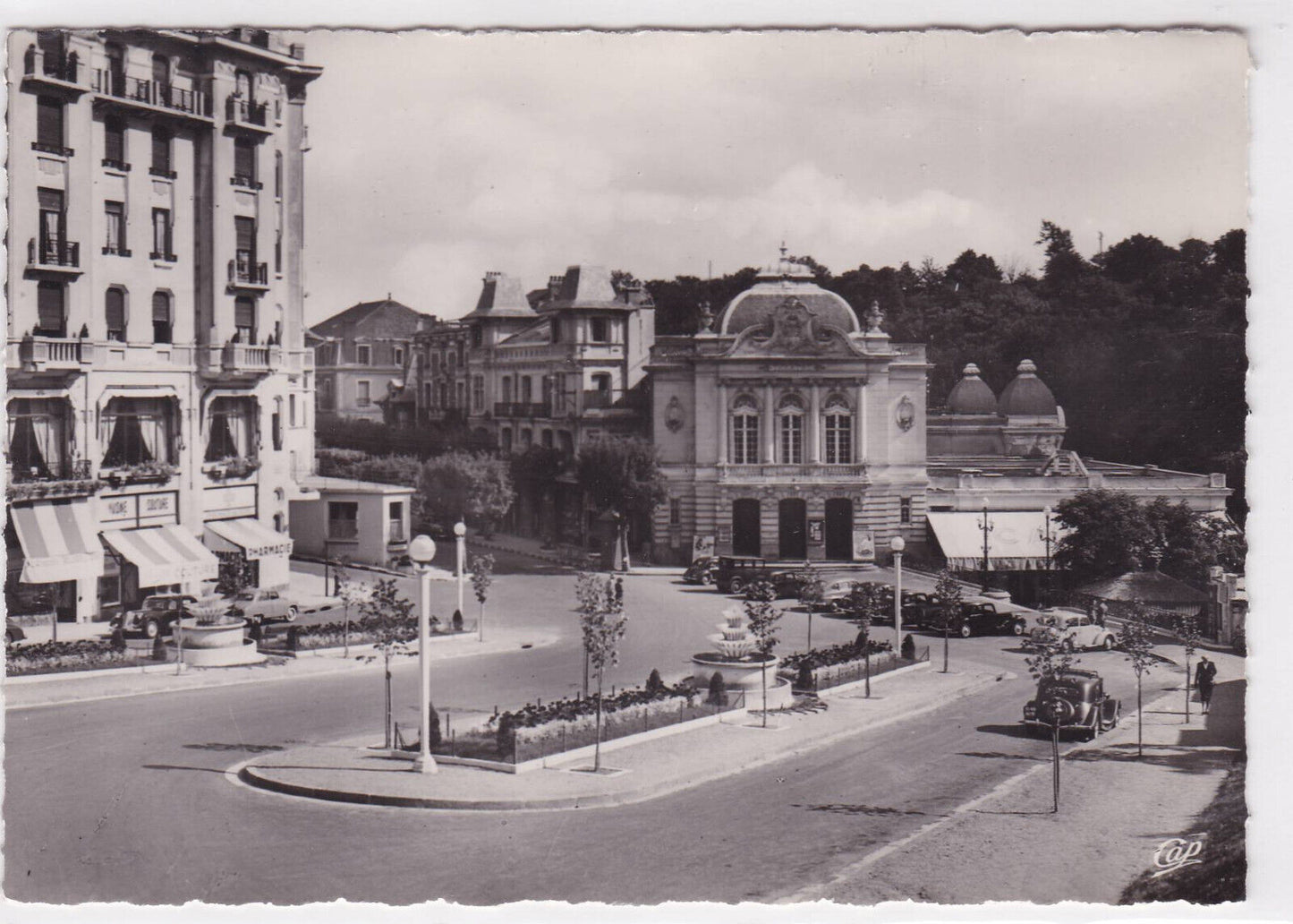 POSTCARD CPSM CHATELGUYON PLACE BROSSON AND THE THEATRE