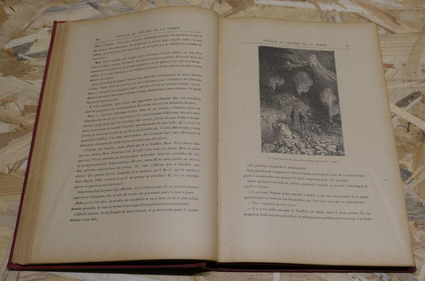 JULES VERNE / VOYAGE AU CENTRE DE LA TERRE / COLLECTION HETZEL / HACHETTE 1930