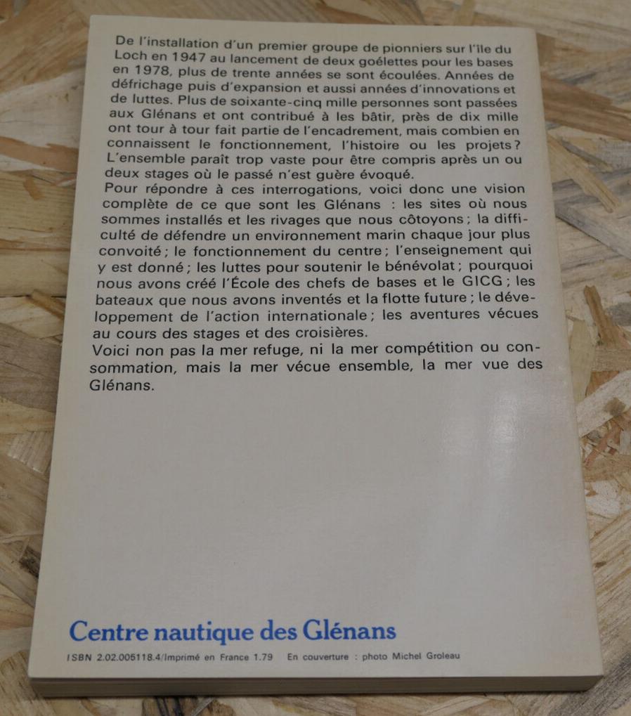LA MER VUE DES GLENANS / ARCHIPEL MARINE BATEAUX BRETAGNE / 1978
