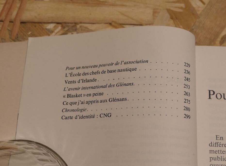 LA MER VUE DES GLENANS / ARCHIPEL MARINE BATEAUX BRETAGNE / 1978