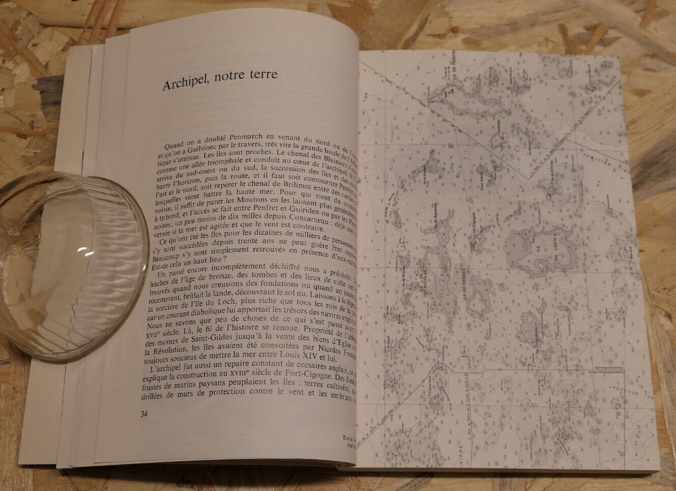 LA MER VUE DES GLENANS / ARCHIPEL MARINE BATEAUX BRETAGNE / 1978