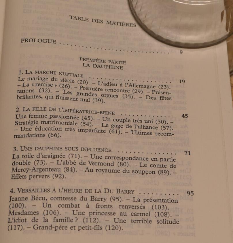 MARIE-ANTOINETTE L'INSOUMISE / SIMONE BERTIERE / HISTOIRE LOUIS XVI REVOLUTION