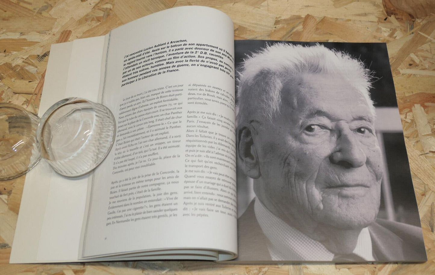 HERE FALLS WORDS ON THE LIBERATION OF PARIS / HISTORY WW2 PORTRAIT STORY
