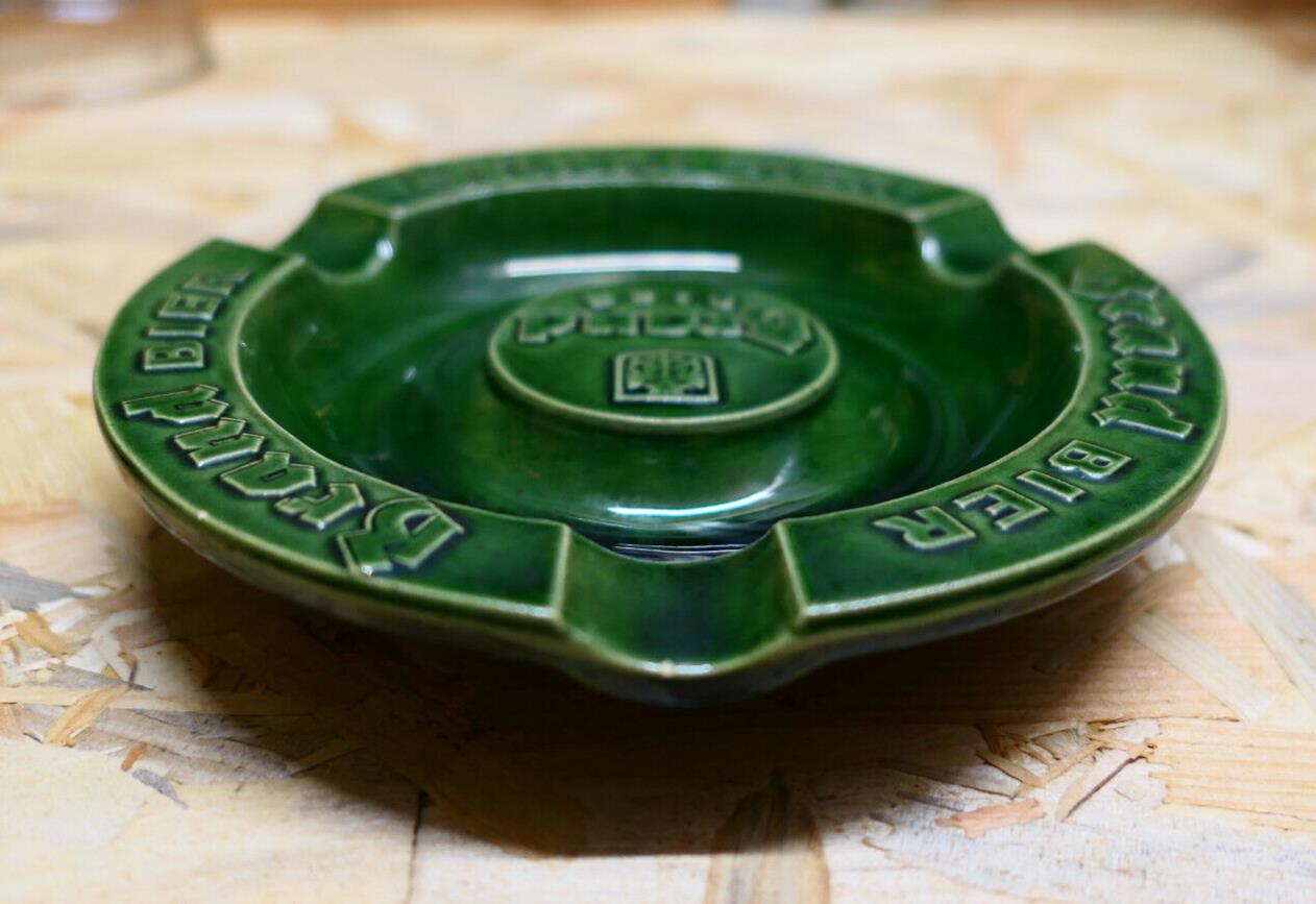 ANCIEN CENDRIER FAIENCE BIERE BRAND BIER HS BREDA VINTAGE COLLECTIBLE ASHTRAY