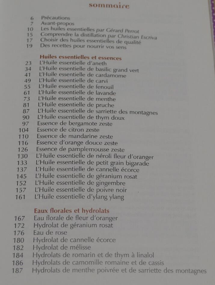 CUISINER AVEC LES HUILES ESSENTIELLES ET LES EAUX FLORALES / CUISINE GASTRONOMIE
