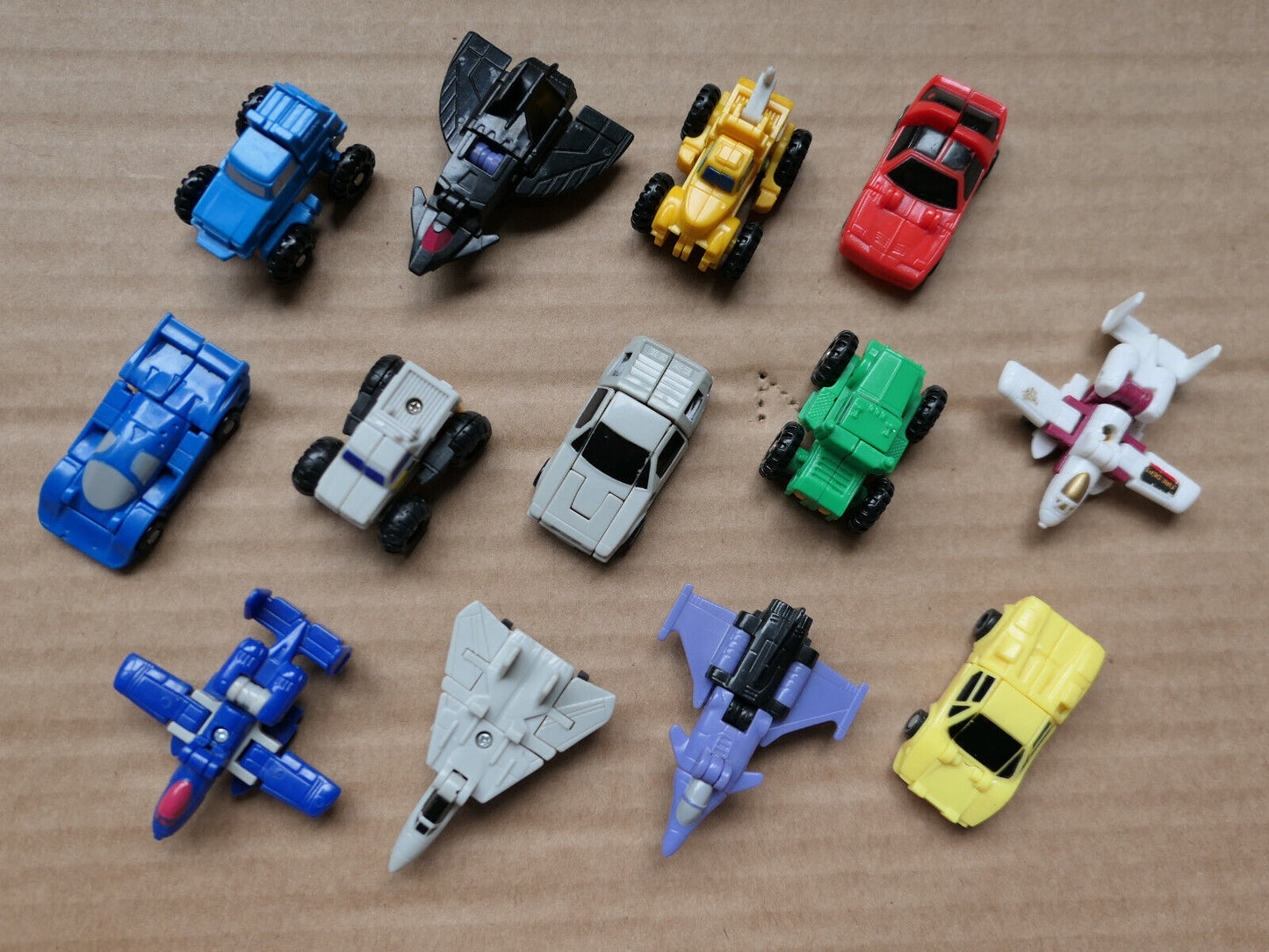 LOT DE 13 FIGURINES VINTAGE TRANSFORMERS HASBRO TAKARA MICROMASTERS G1