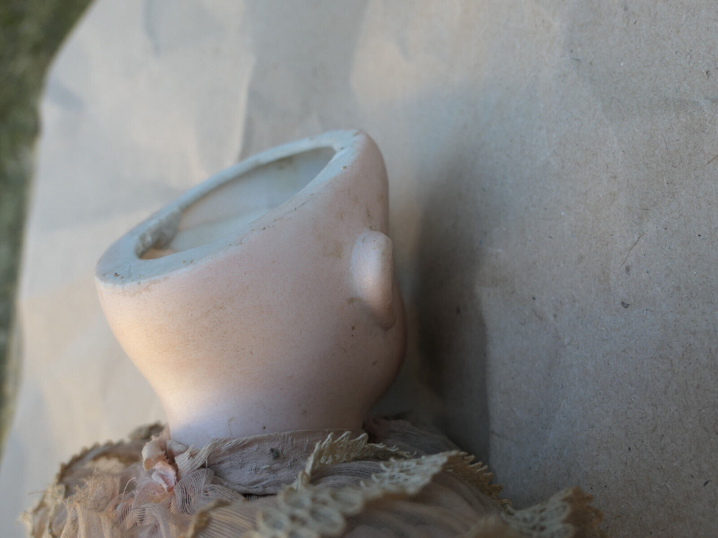 ANCIENNE POUPEE TETE PORCELAINE