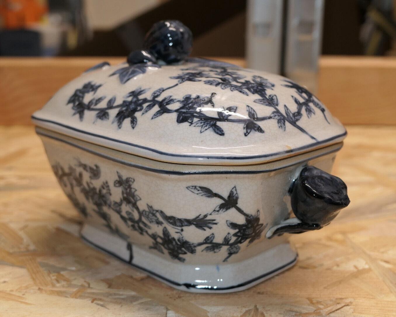 Ancienne Terrine En Faïence Bleue Asiatique Asie Chine Tsaï Époque À Identifier